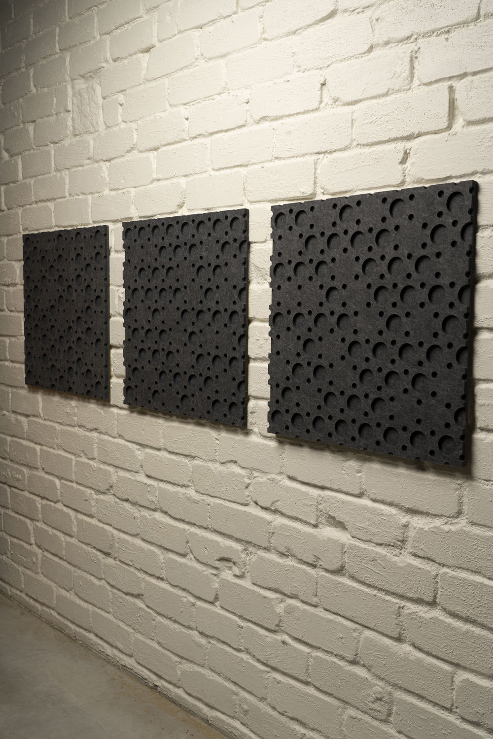 Self-adhesive Acoustic Felt Panel Circles Black 9mm