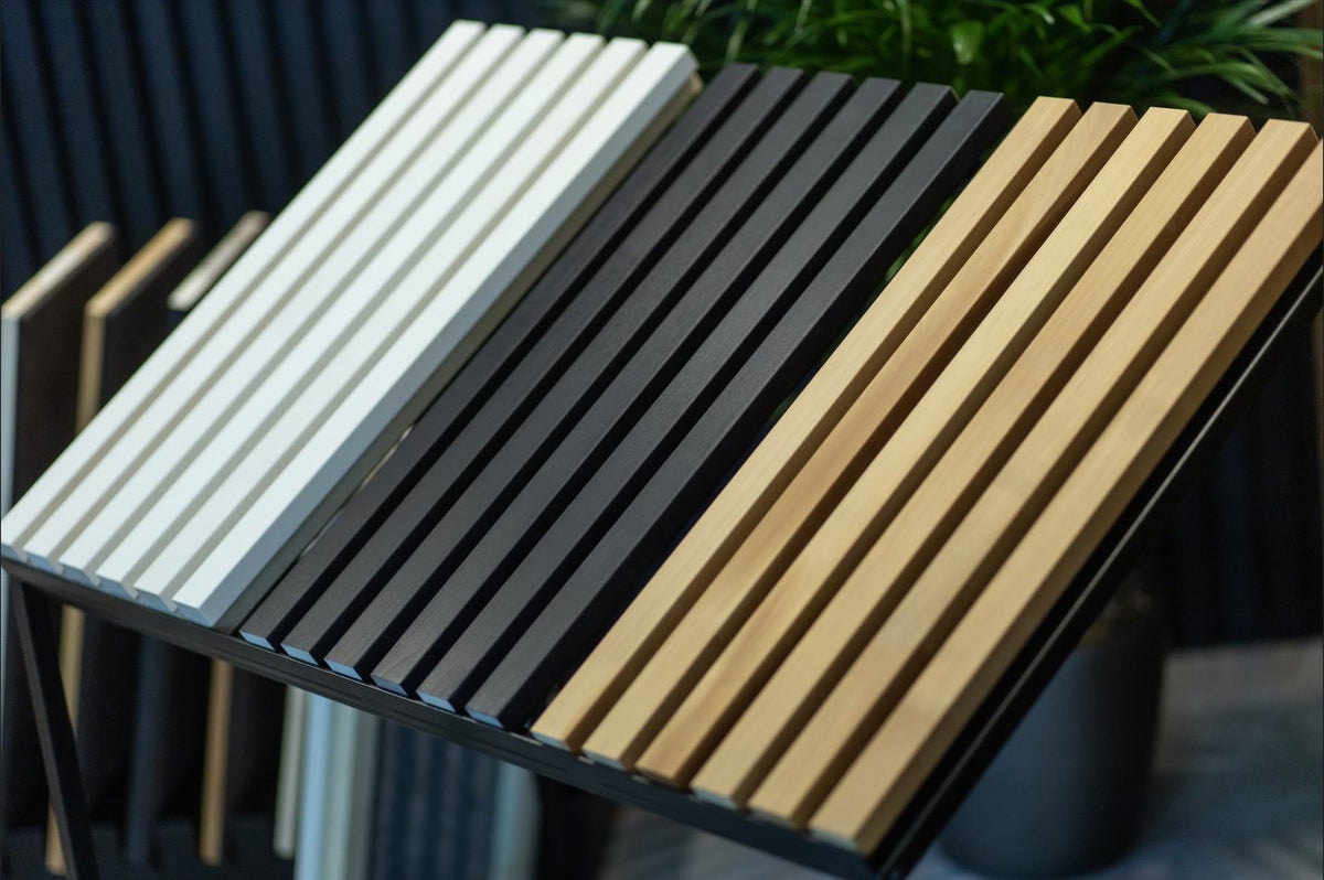 White, anthracite and thermo aspen slat panel samples displayed together