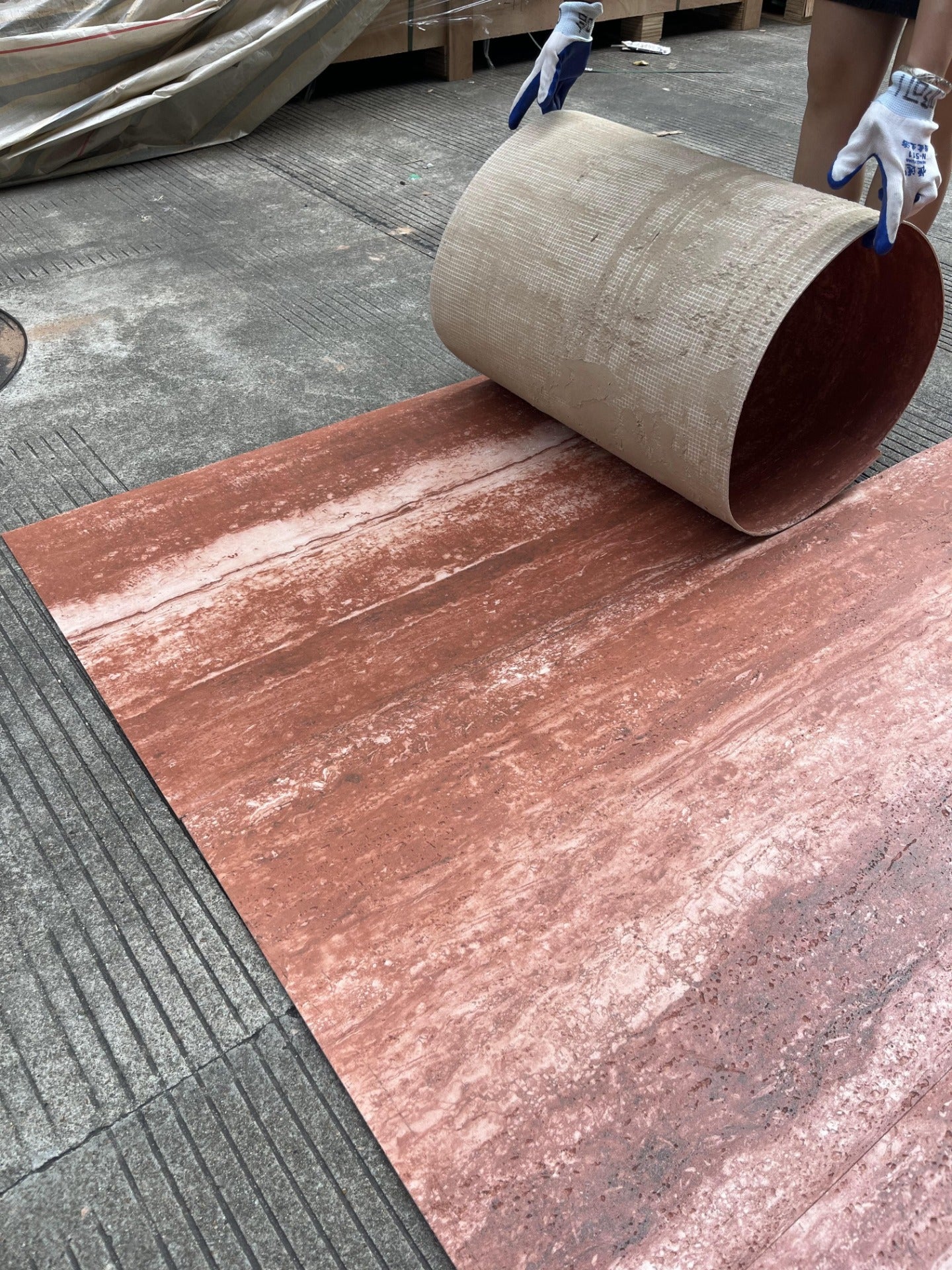 Linijinis travertinas