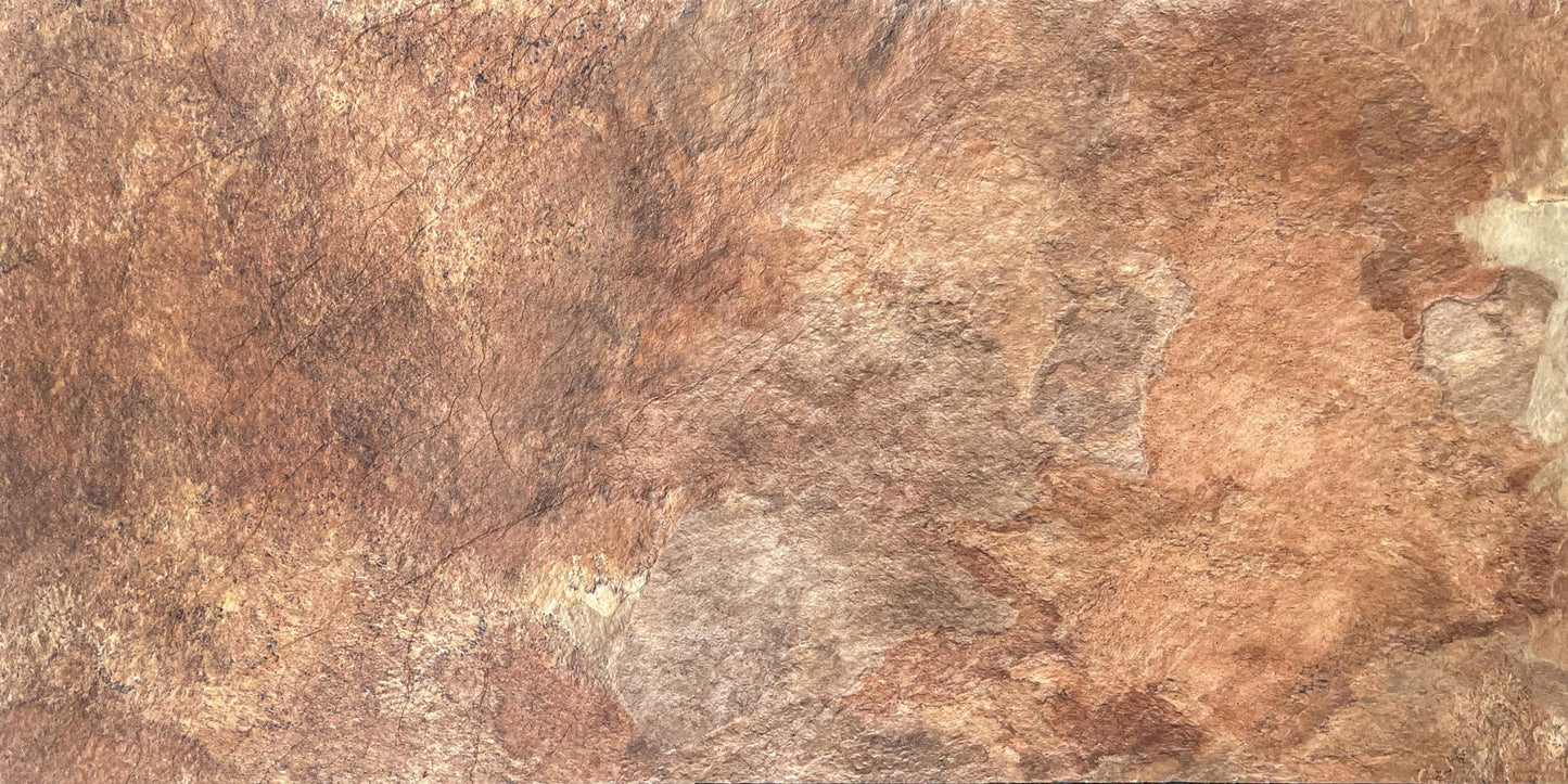 Rūdžių raudona skalūno