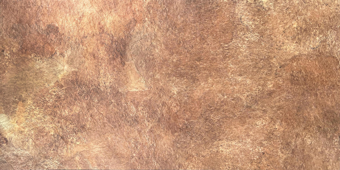 Rūdžių raudona skalūno