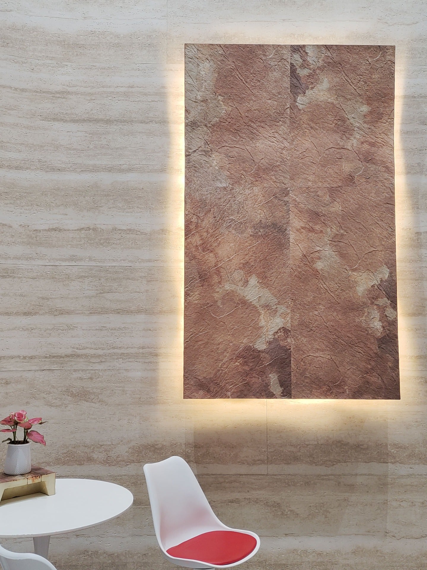 Rūdžių raudona skalūno