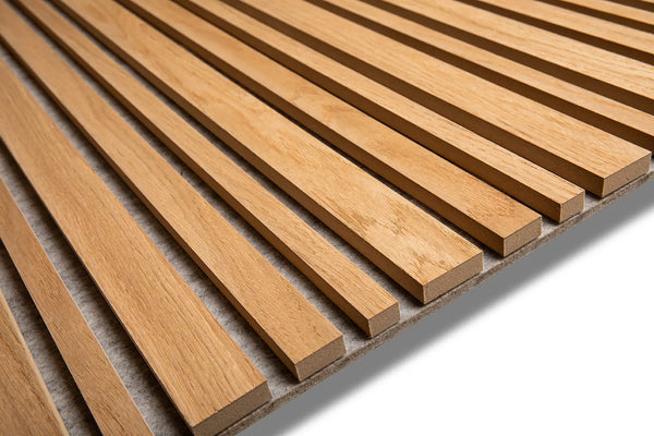 Eik op grijs vilt Barcode Houten Lattenpaneel