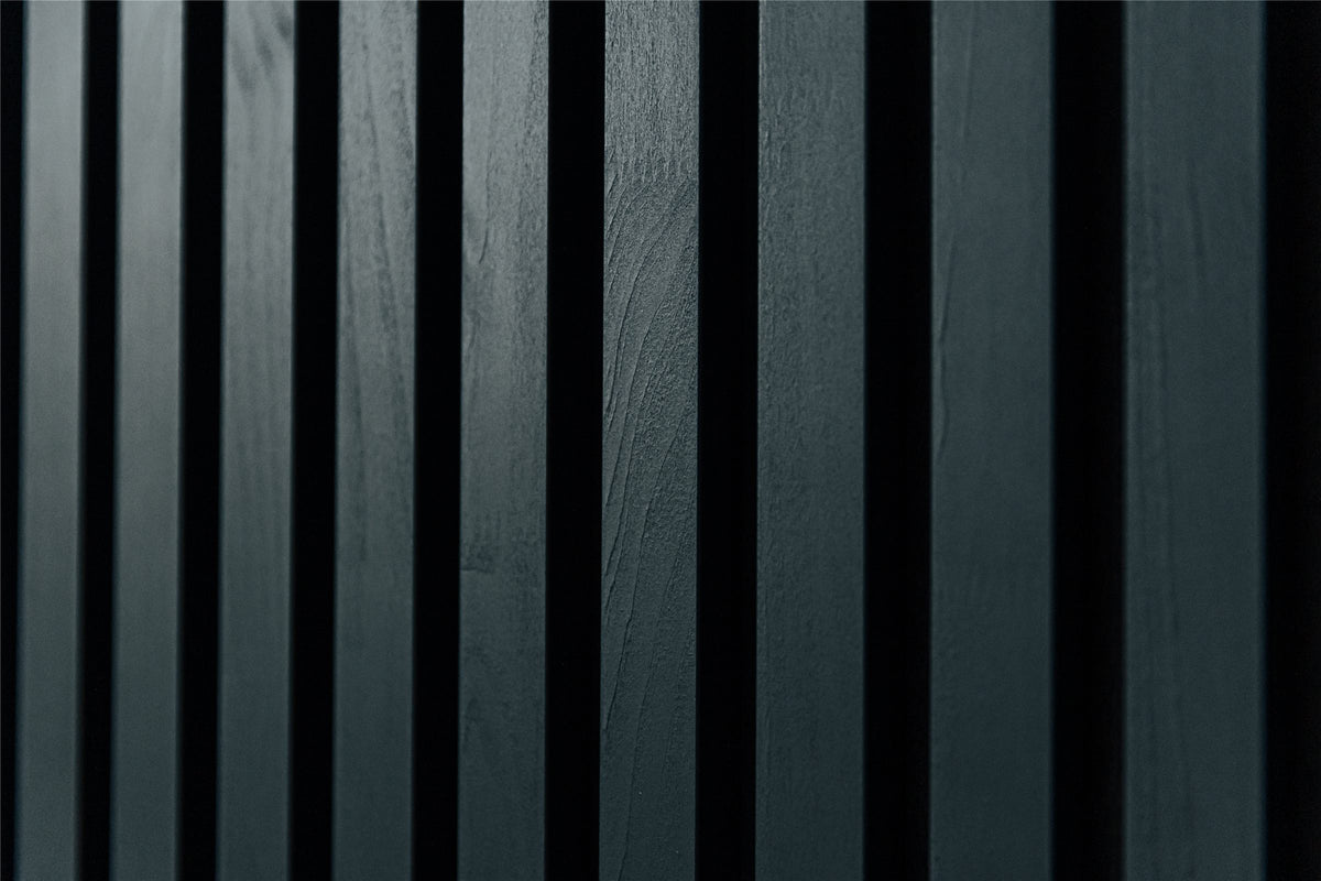 Close-up of anthracite aspen slats with finger-jointed profile and black felt